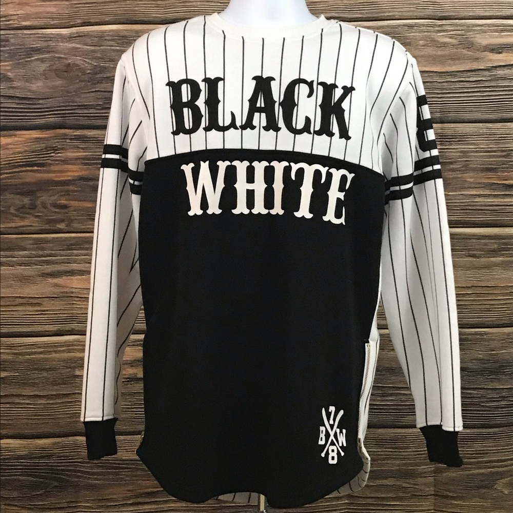 Bleecker & Mercer Black/White Crewneck